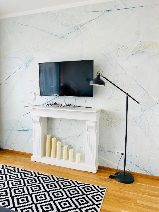 White Pearl Studio With Parking In Holesovice Prague Ngoại thất bức ảnh