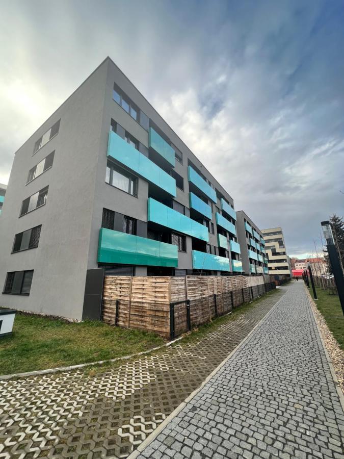 White Pearl Studio With Parking In Holesovice Prague Ngoại thất bức ảnh
